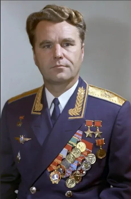 Шаталов космонавт