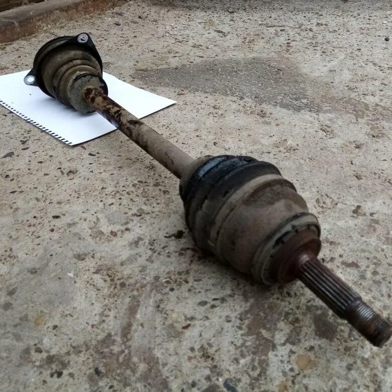 Левый шрус на рено логан 1. Рено меган 3 шрус левый. Левый привод логан 1 с абс. Левый шрус рено логан 2. Кольцо шруса на рено меган 2.