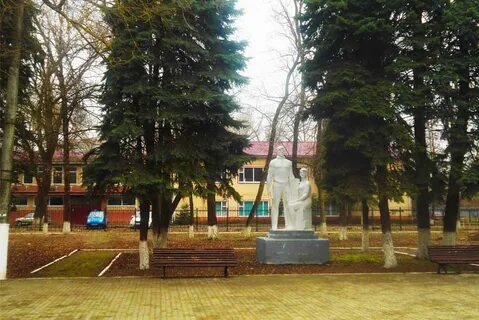 Зерноград ростовская население