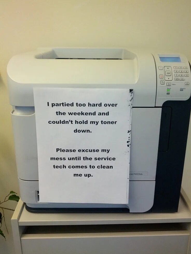 Принтер apple. Принтер прикол. Printer humor. Мини принтер эпл. Принтер вектор.