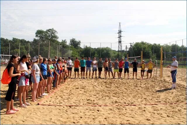 Яхрома соревнования. Яхрома спортивный лагерь. Яхрома лагерь детский. Яхрома лагерь детский спортивный. Стадион Яхрома.