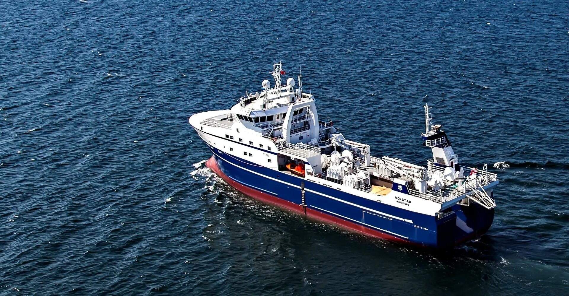 Судно героев широнинцев. Судно новоуральск владивосток. Судно героев широнинцев. Герои широнинцы судно. Бмрт герои широнинцы.