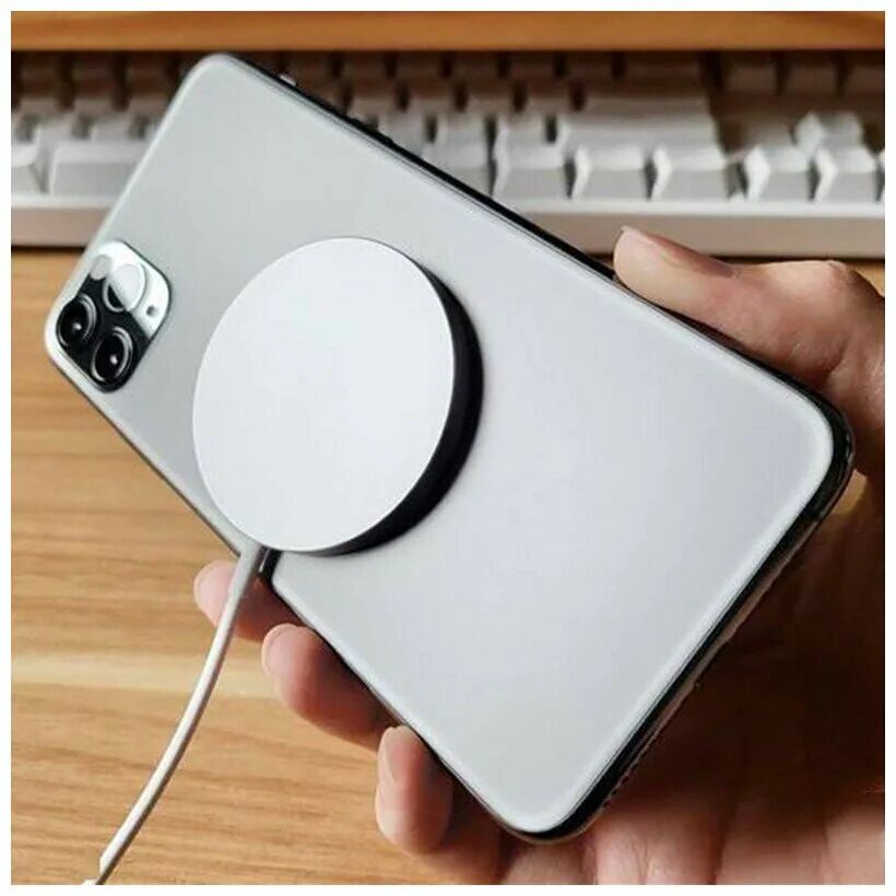Беспроводная зарядка для iphone 15 pro max. Чехол 12 pro max magsafe. Защита камеры iphone 14 pro. Беспроводная зарядка для iphone magsafe. Монарх беспроводная зарядка magsafe.