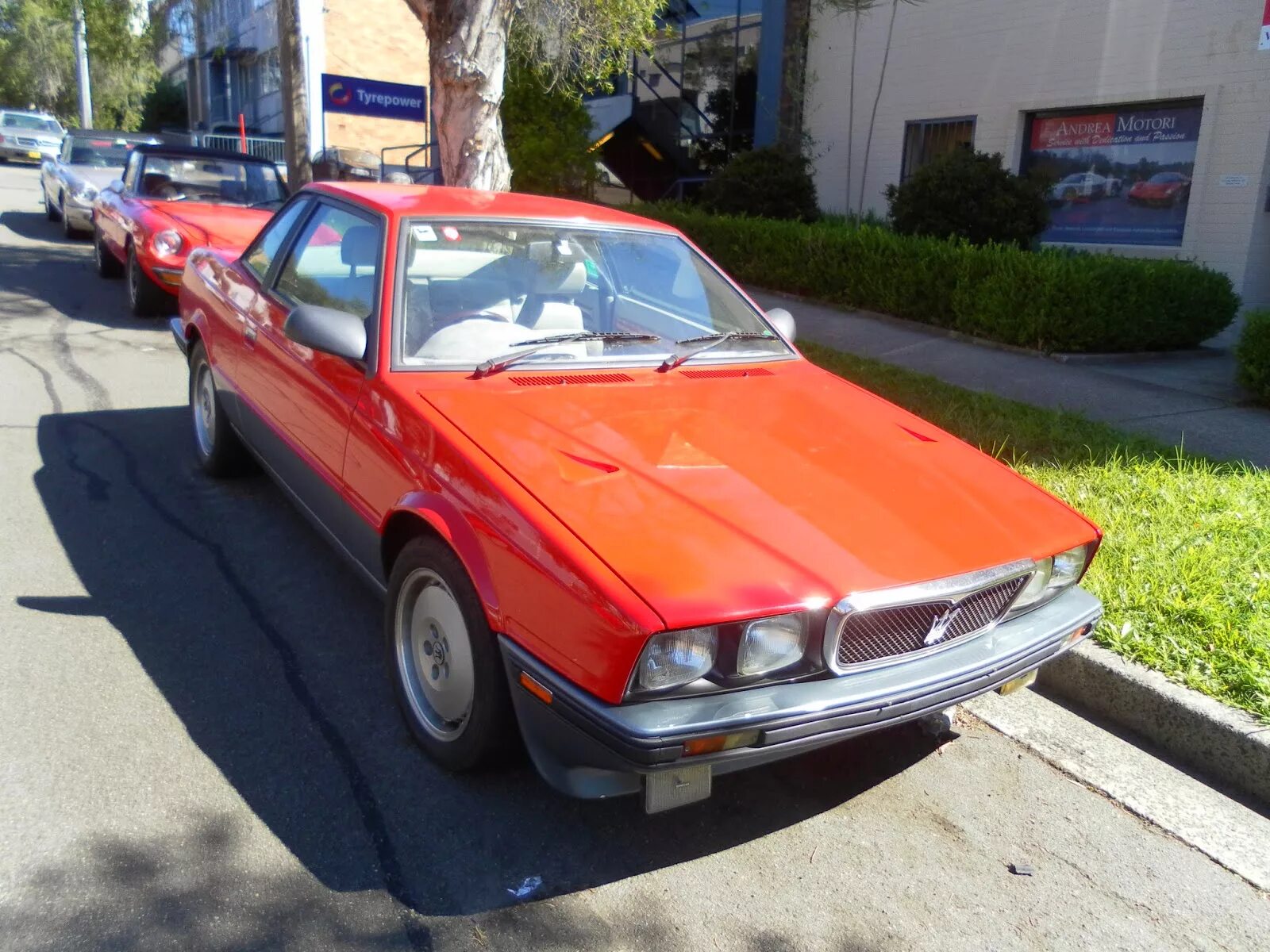 Maserati biturbo coupe. Кариф. Мазерати кариф. Maserati 1988. Мазерати битурбо.