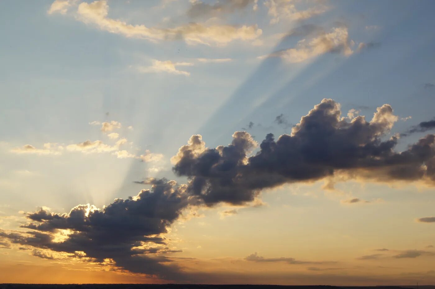 Прямые облака. 4. Низкие облака. Туча длинный. Туча длинный.