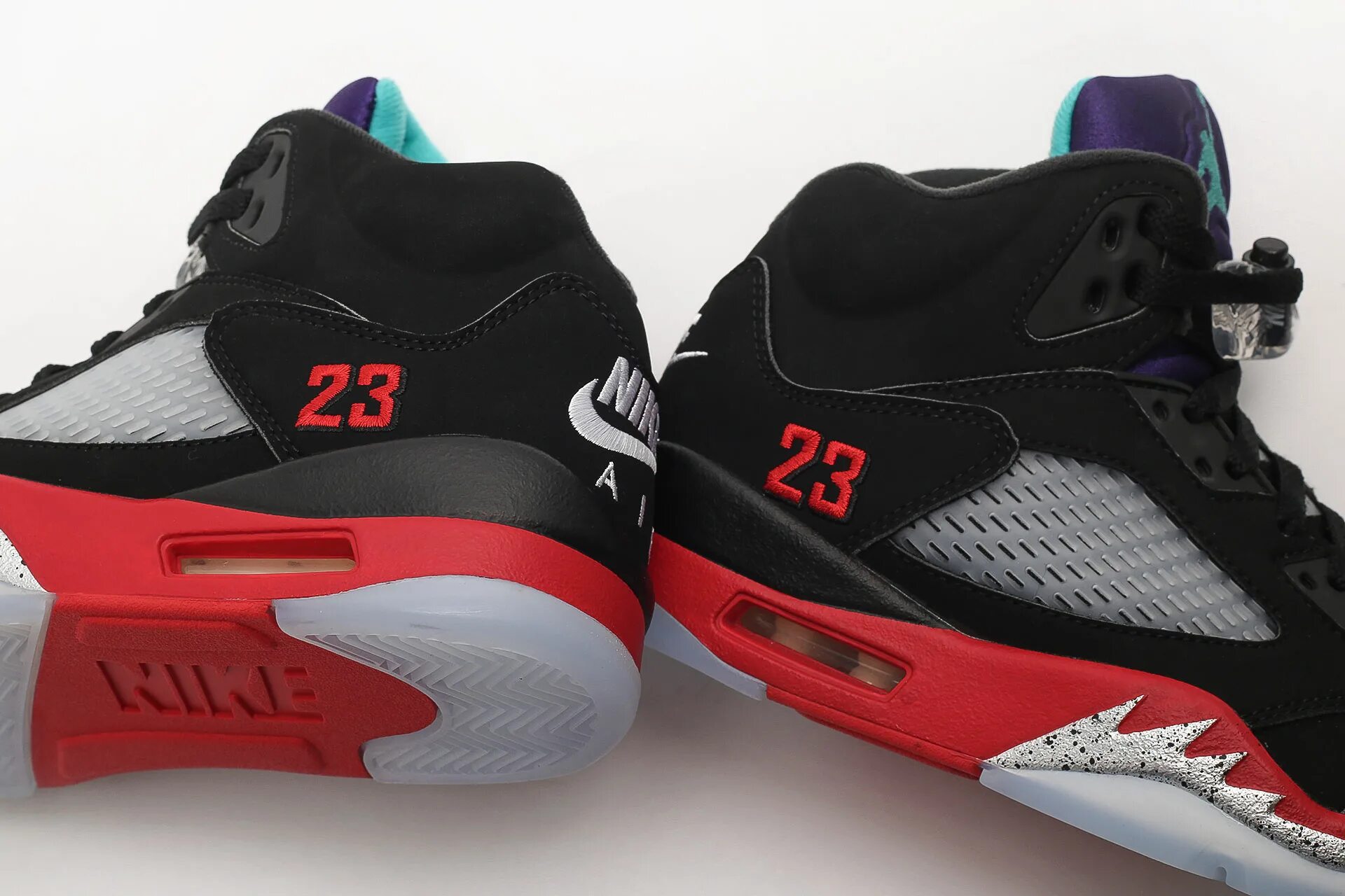 Кроссовки air jordan 5. Nike Jordan 5. Air Jordan 5. Nike Air Jordan 5 Fire Red. Nike Air Jordan 5 Black.