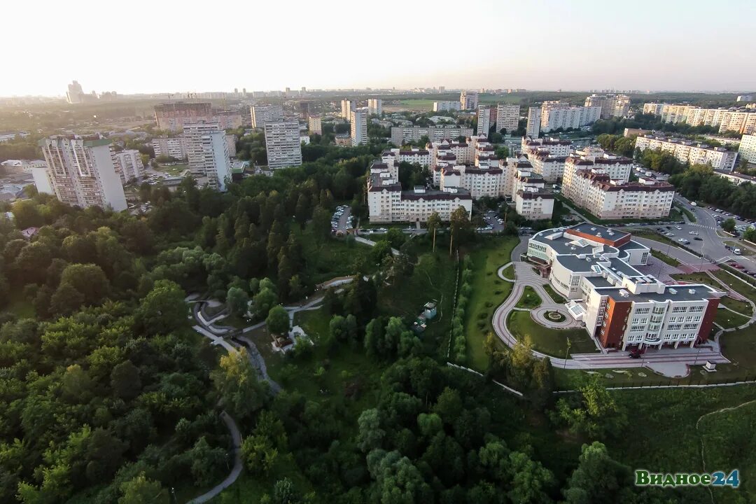 Район видный город. О городе Видное Московской области Ленинского района. Видное центр города. Московская область, Ленинский район, г. Видное. Видное Подмосковье.