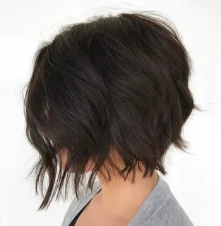 Short Bob with Textured Waves Трендовые Прически, Лохматый Боб, Слоистые Пр...