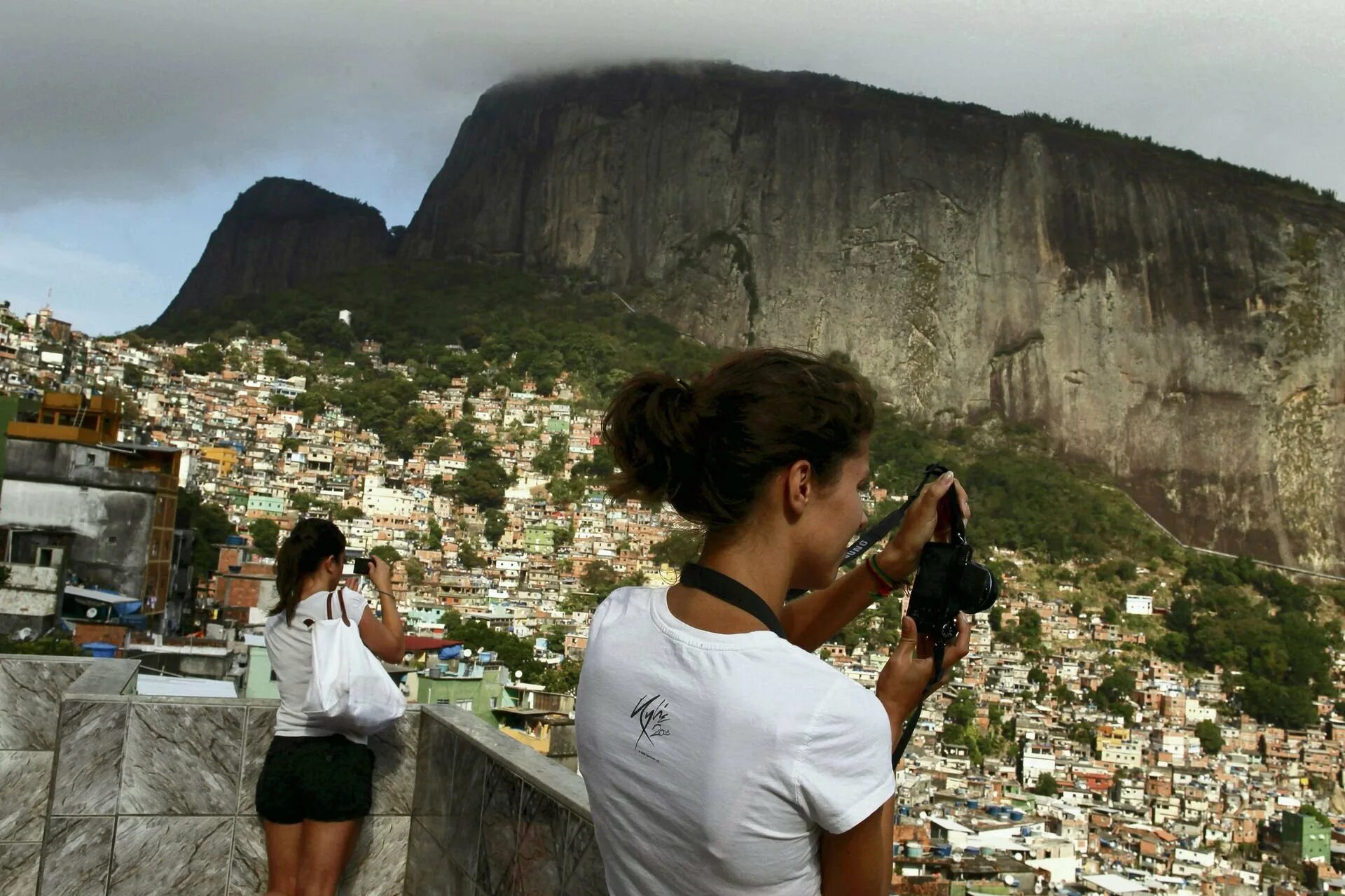 Рио де Жанейро туристы. Жизнь в Рио де Жанейро. Жители Рио де Жанейро.