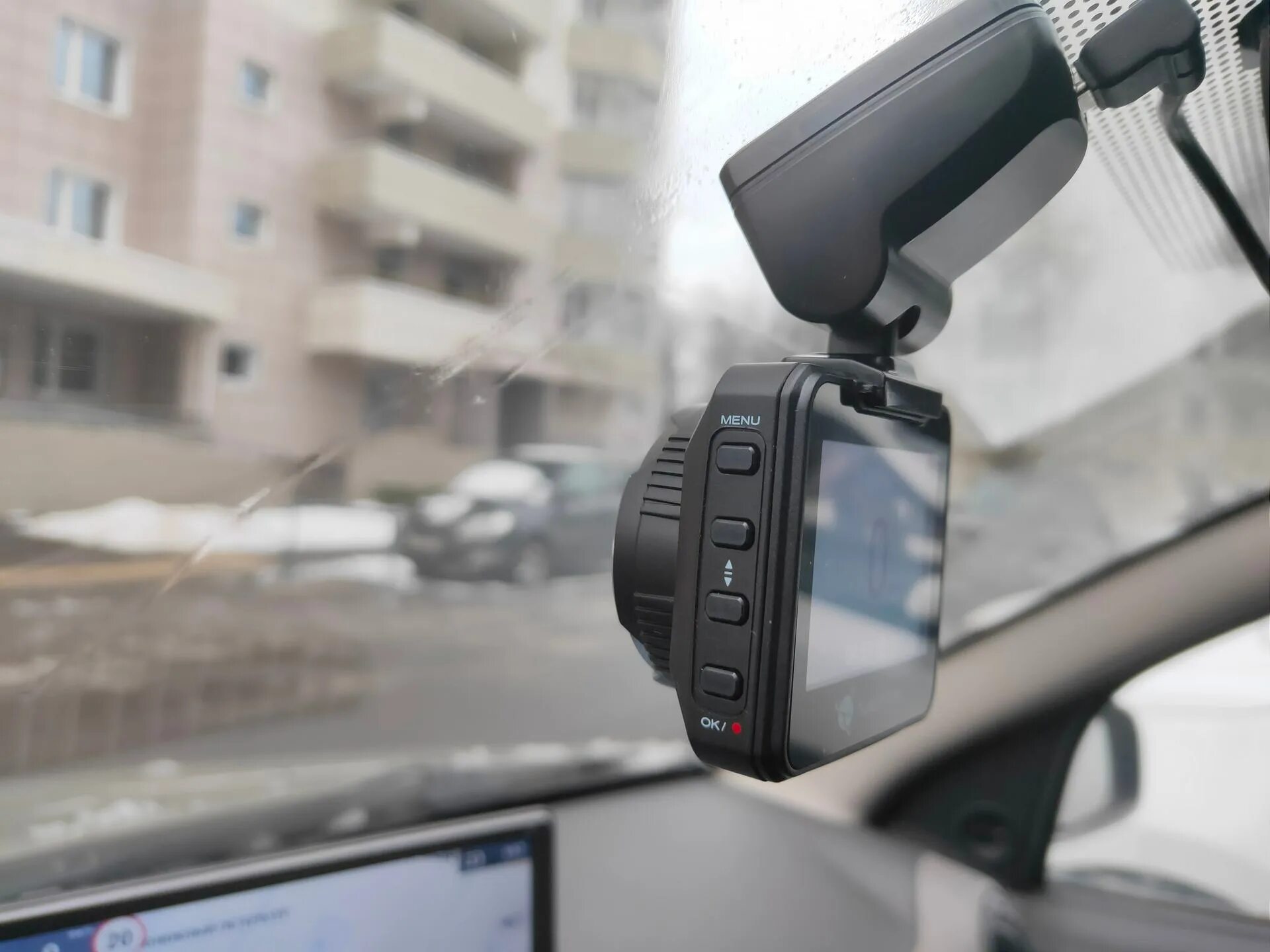 Видеорегистратор navitel r600 gps. Видеорегистратор navitel r600. navitel r600 dvr. navitel r600 gps. navitel r600 коробка.