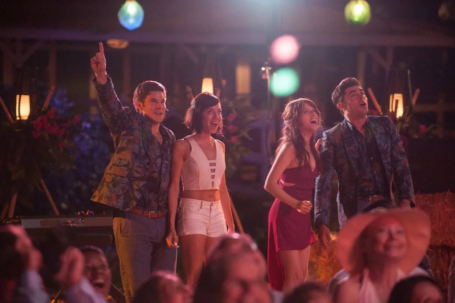 свадебный угар (2016). адам дивайн свадебный угар. майк и дейв свадебный угар. свадебный угар mike and dave need wedding dates (2016). свадебный угар качество.