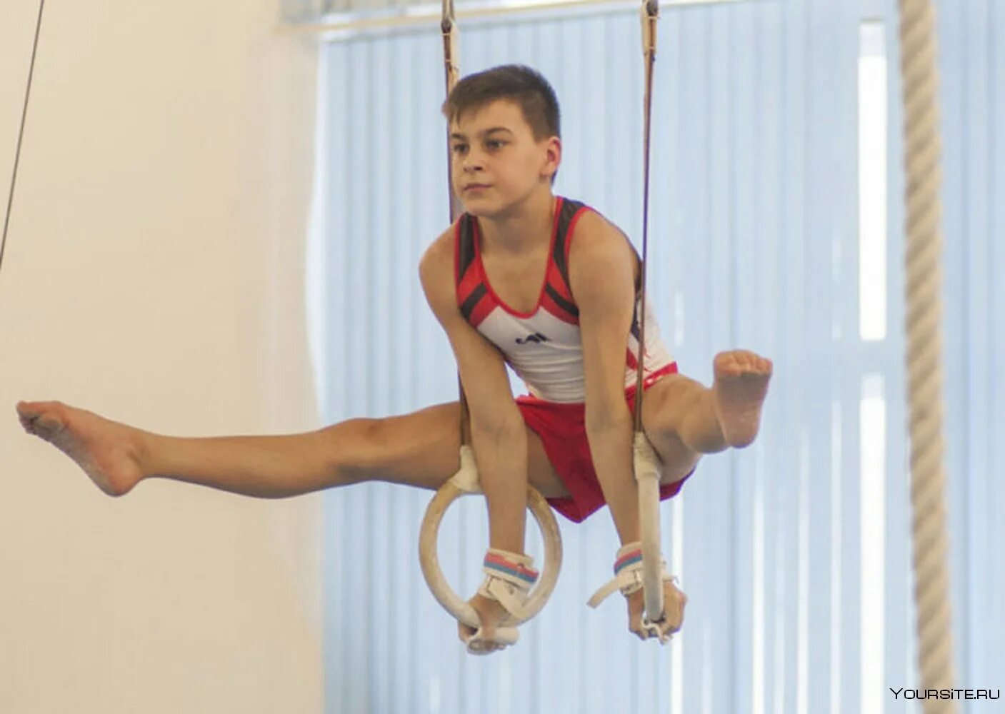 Спортивная гимнастика Олимп. Олимп Тольятти спортивная гимнастика 2022. Мальчик гимнаст.