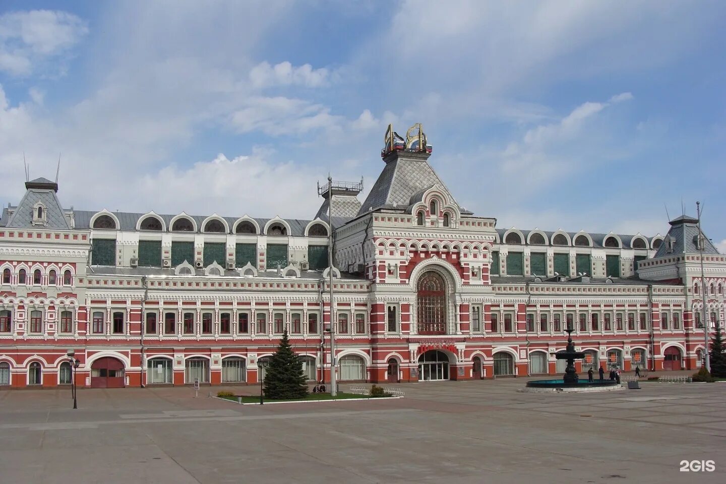 Ярмарки н новгорода. Главный дом нижегородской ярмарки. Ярмарки н новгорода. Ярмарки н новгорода. Нижний новгород совнаркомовская улица 13 нижегородская ярмарка.