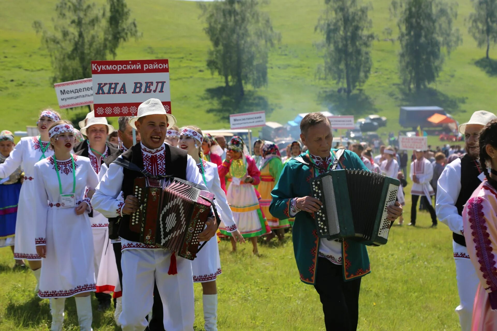 Погода татарский ключ бурятия. Семык Мари. Семык Мари суксы. Троица пайрем дене. Праздник Семык-2015 в Калтаково.