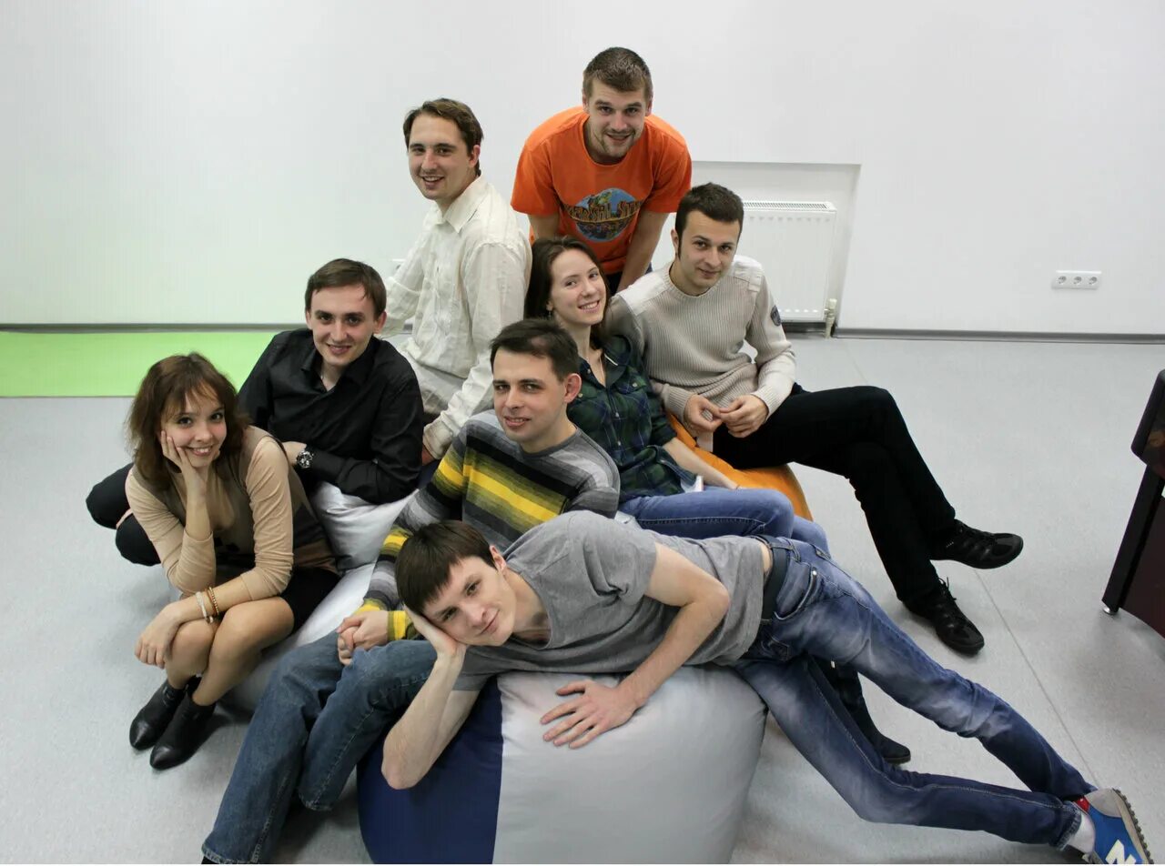 транспортная компания от мартина. офис oakley внутри. компания «с-терра сиэспи». Aston it компания картинки. астон health.