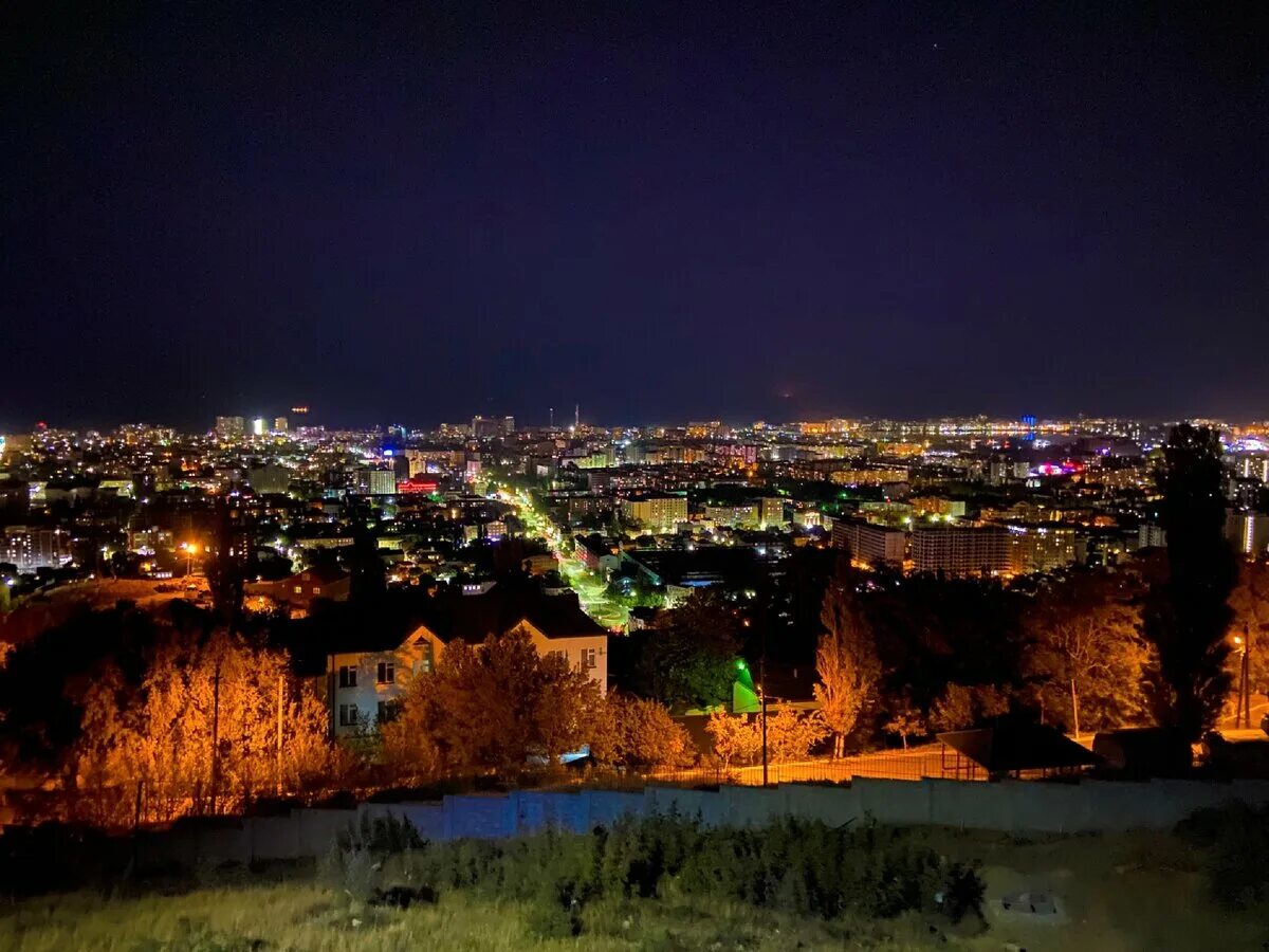 Дербент ночью. Дербент ночью