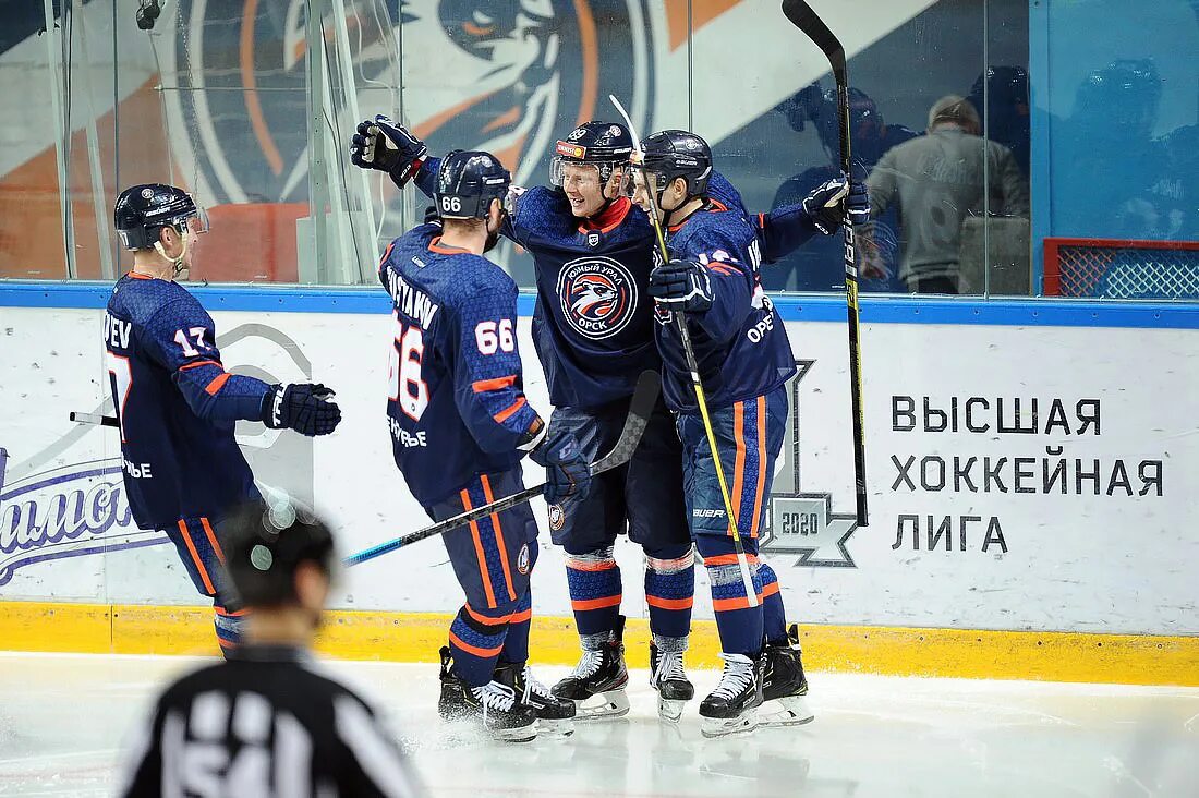 вхл южный урал. хк южный урал форма. вхл южный урал хоккеисты. вхл южный урал. южный урал хоккей.