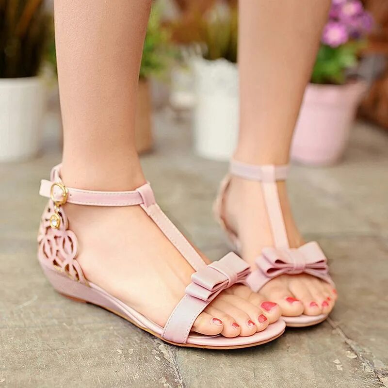 босоножки на танкетке валберис. модные босоножки. босоножки женские на каблуке. летние босоножки. босоножки на платформе.