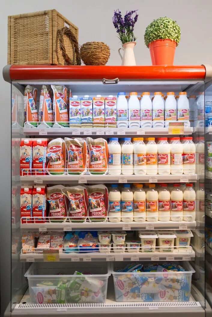 молвест логотип. молочный день продукции. молочная продукция. штефан дюрр молочные продукты. соевая молочная продукция.