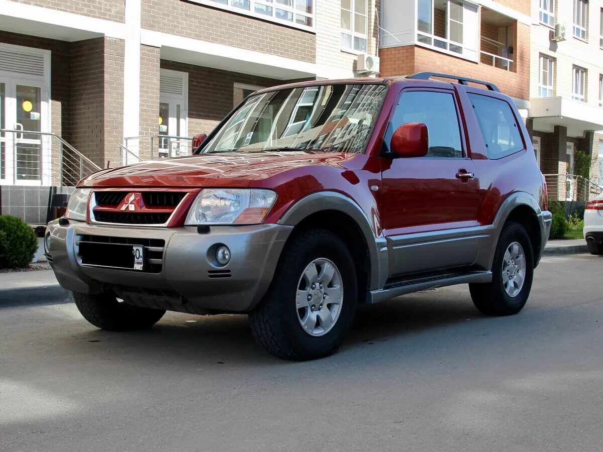 Паджеро 2006. Митсубиси Паджеро 2006. Mitsubishi Pajero 2006 год. Mitsubishi Pajero at, 2006. Митсубиси паджеро купить бу в россии