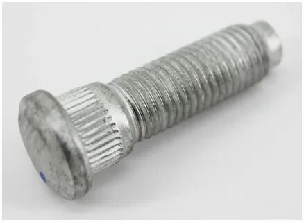 Ступичные шпильки