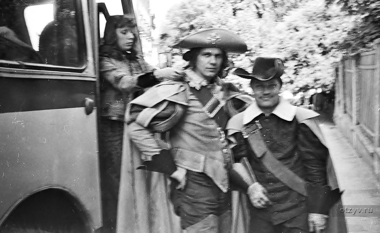 Съемки д артаньян и три мушкетера. Три мушкетера 1978. д&#039;артаньян и три мушкетёра. три мушкетера 1978 съёмки. съемки три мушкетера 1979.