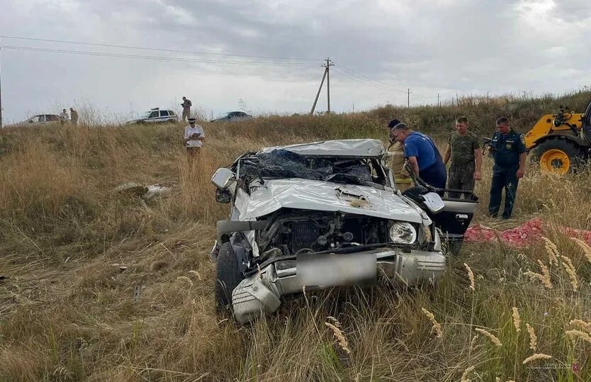 Авария в михайловке волгоградской области. ДТП В Серафимовиче Волгоградской области. ДТП В Серафимовичском районе Волгоградской области. Происшествия в Серафимовичском районе Волгоградской области. ДТП Михайловка Волгоградская область.