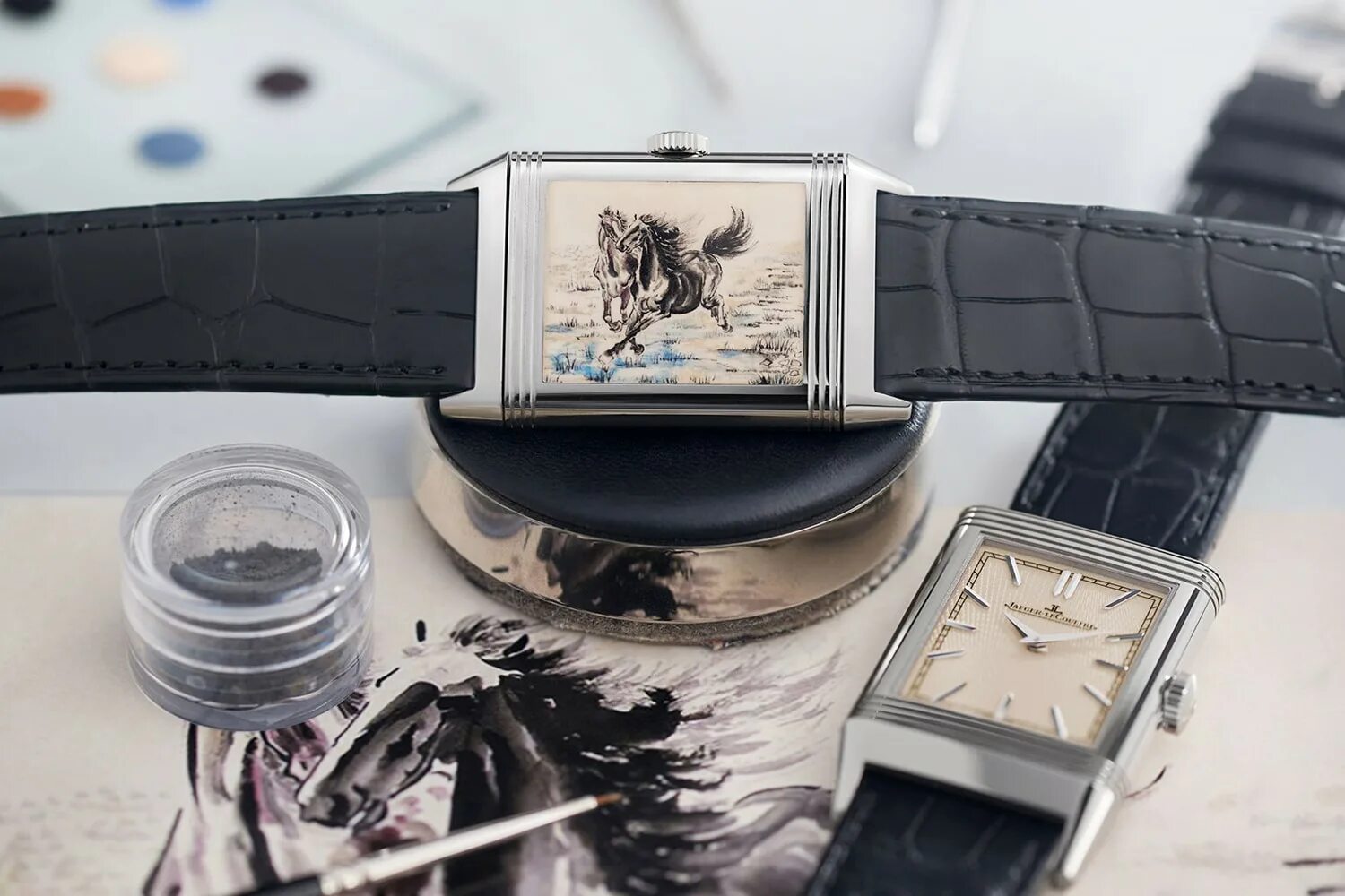 Jaeger LECOULTRE Tribute. Jaeger LECOULTRE Reverso Tribute Moon. Jaeger LECOULTRE на руке. Jaeger LECOULTRE Reverso на руке. Watch up the this