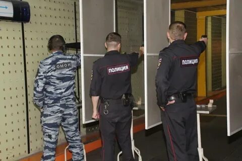 Стрельбы в полиции
