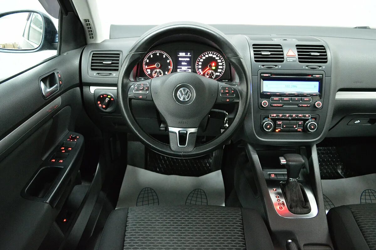 Volkswagen jetta автомат