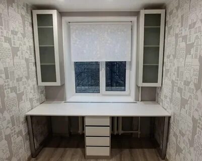 Столешница у окна в детской