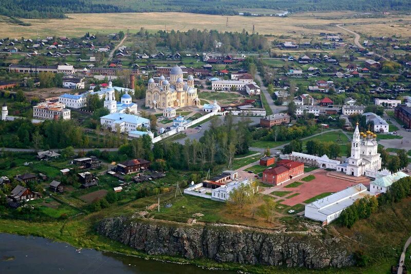 Год основания свердловской области. Верхотурье Свердловская область. Верхотурский Кремль Верхотурье. Верхотурский Кремль, Верхотурье экскурсия. Верхотурье Свердловская область население.