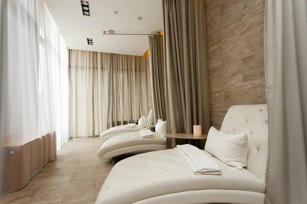 Ривьера парк отель. Ривьера велнес резорт белгород. Ривьера парк гостиница. Ривьера парк гостиница. Гостиница казанская ривьера.