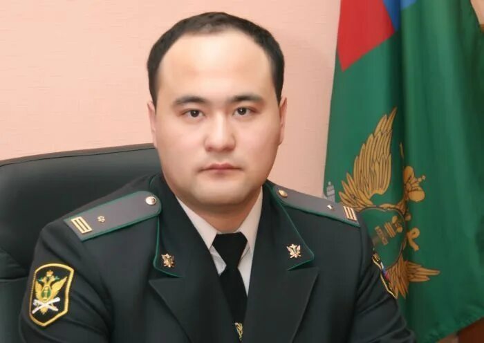 Приставы улан-удэ. Батуев бато бадмаевич. Мункуев улан удэ судебный пристав. Цивильск. Баир бадмаевич улан-удэ.