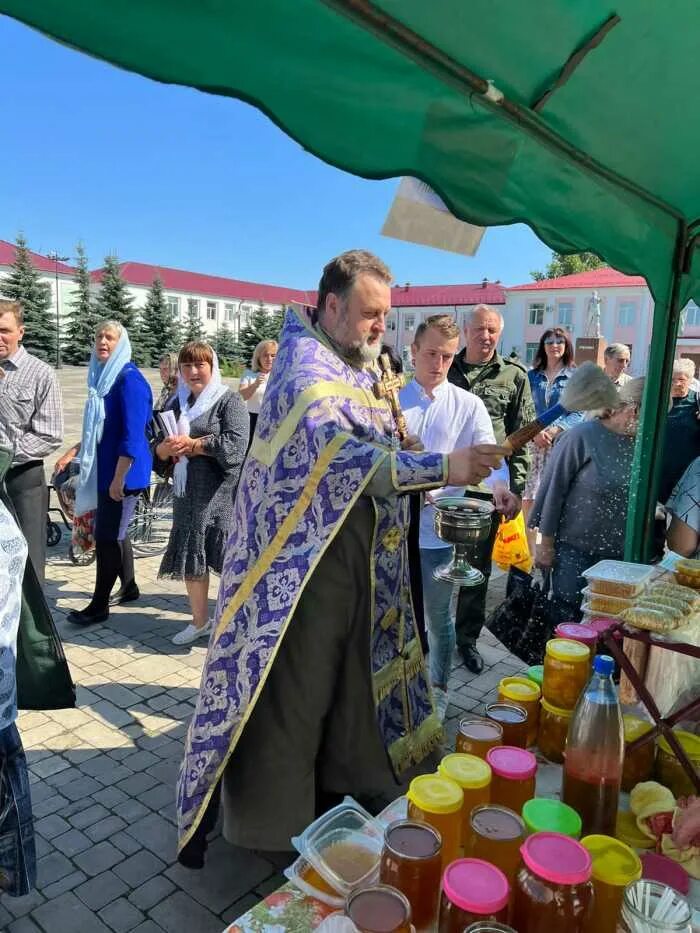 С праздником медовый спас. Медовый спас 2023: традиции и дата празднования. Медовый спас в 2023 фото. Медовый спас 2023. Корнилье 26 сентября картинки.