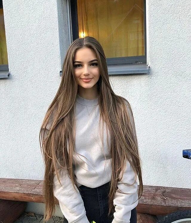 Длинные темно русые волосы фото ✦ ⊱ ɛʂɬ ཞ ɛƖƖą ⊰ ✦ Long hair styles, Hair styles, Long thin hair