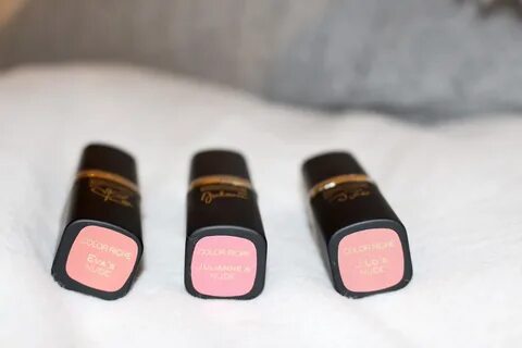 Color riche les nus
