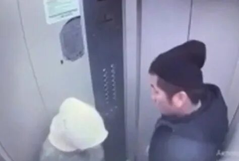 Автор в лифт вошла за мной мужик