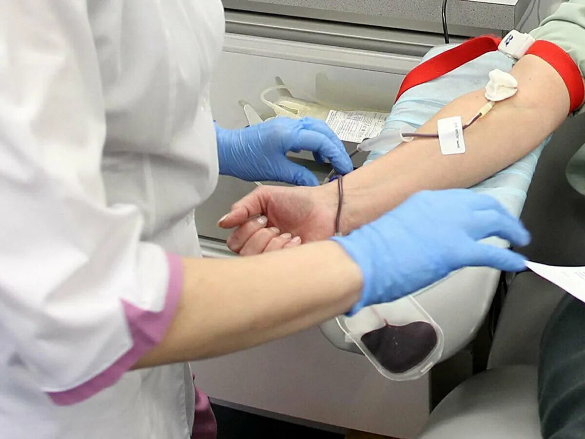 Синдром донора. Станция переливания крови Великий Новгород. Переливание крови донор.