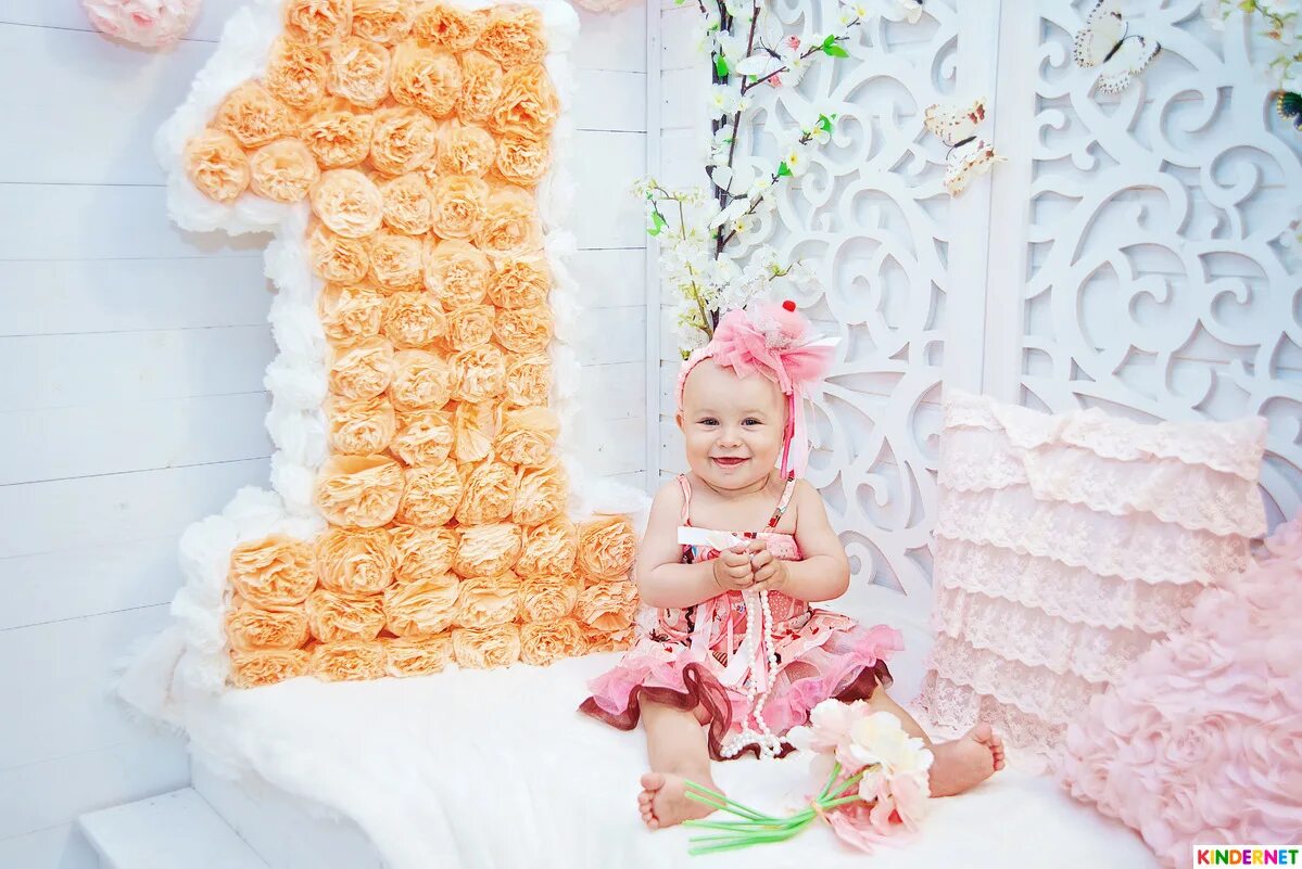 фотозона на годик девочке. украшение на 1 годик для девочки. украсить комнату на годик девочке. фотосессия на 1 годик. фотосессия на год.