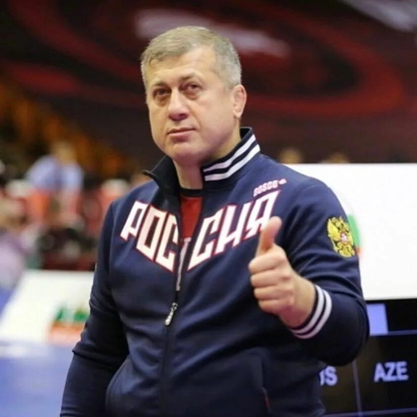 тедеев сидаков. дзамболат тедеев борьба. главный тренер сборной россии по вольной борьбе дзамболат тедеев. джабо тедеев. дзамболат тедеев в молодости.