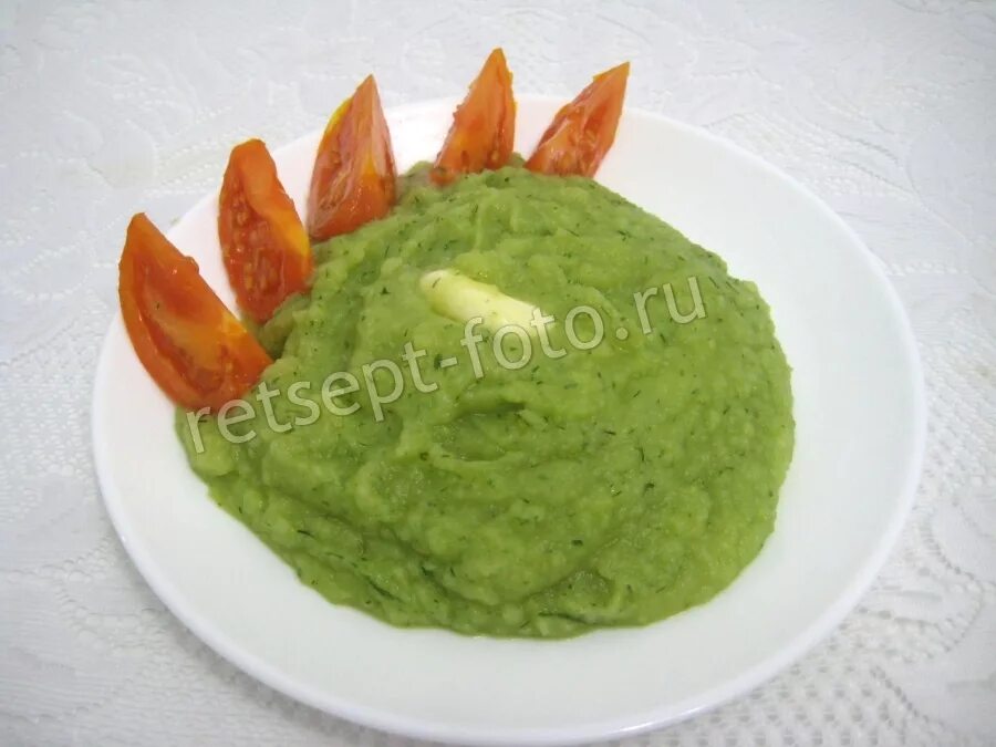 Картофельное пюре с брокколи. Пюре из брокколи на гарнир. пюре из брокколи рецепт на гарнир. оформление картофельного пюре и пюре из брокколи.