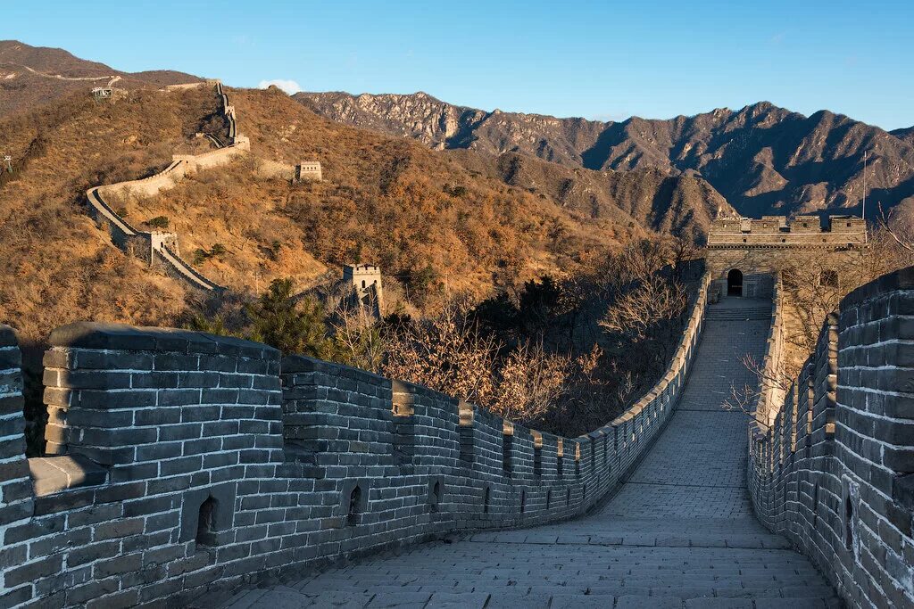 Края китайской стены. Великая Горганская стена. Великая китайская стена. Конец Великой китайской стены. Китайская стена в Абхазии.