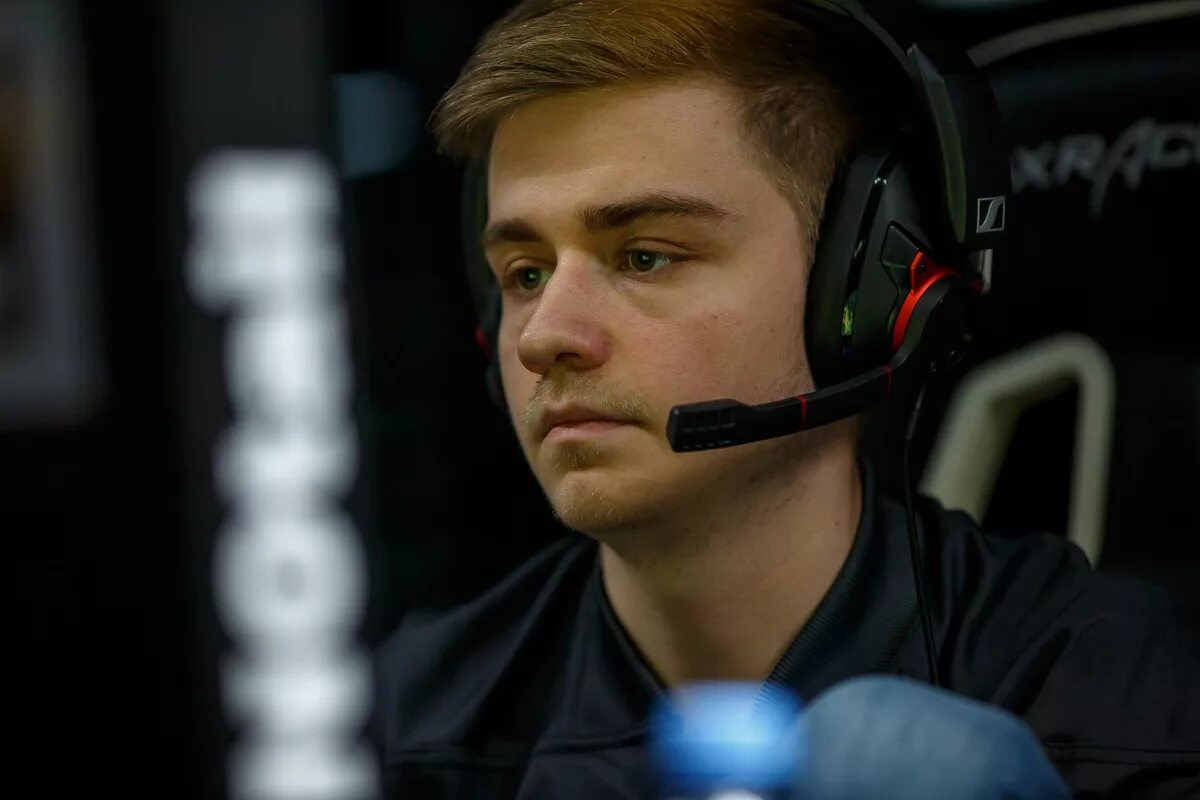 Рыжая самочка. N0tail dota. Alex sim0n404. Алекс сим вайс. Alex sim0n404.