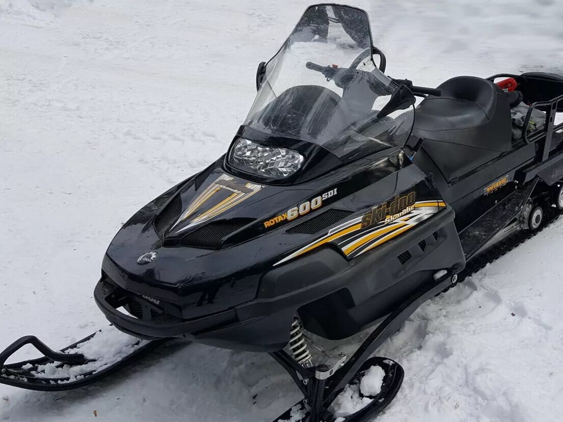 Купить снегоход бу в архангельской. Ski Doo Skandic 600. Ski Doo Skandic 600 SUV. Ski Doo Skandic 2003. BRP Ski-Doo Skandic 600.