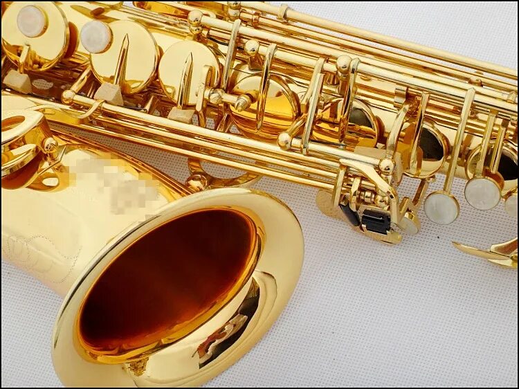 Selmer 802. Саксофон-Альт деревянный духовой музыкальный инструмент. Французские инструменты. Французский саксофон.