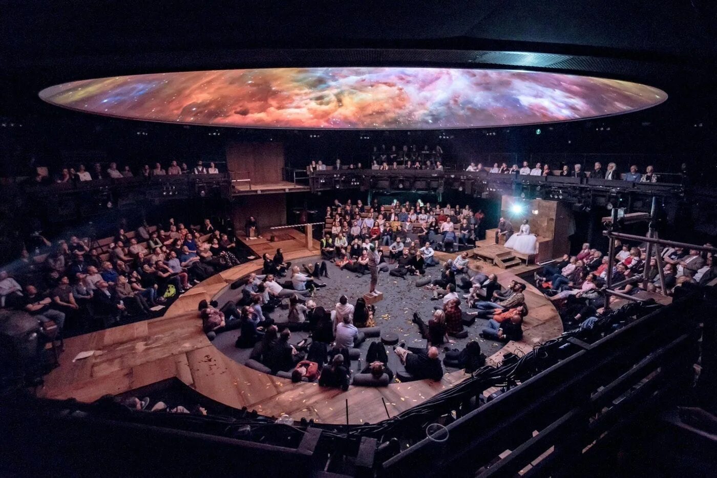 Сцена Галилео. Космический театр. Cosmos Theatre Nirvana. Theater Studio.