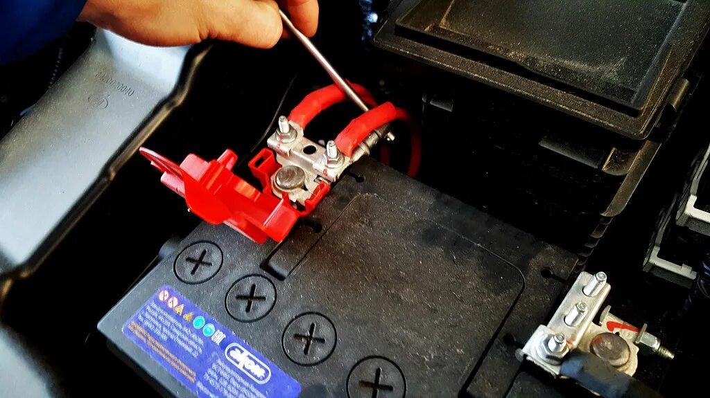 аккумулятор лада икс рей 1. 6. 6. крепление аккумулятора лада икс рей. 6.