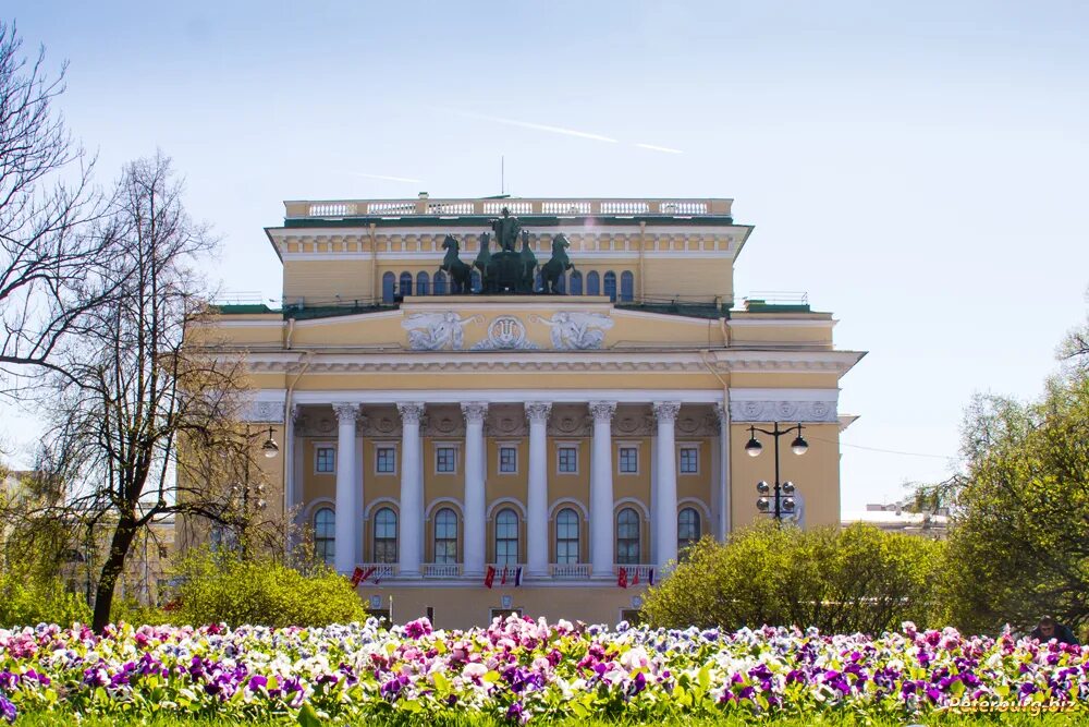 санкт-петербург. театр мариинка в санкт-петербурге. александрийский театр в санкт-петербурге. александрийский театр росси архитектор. александринский театр питер.