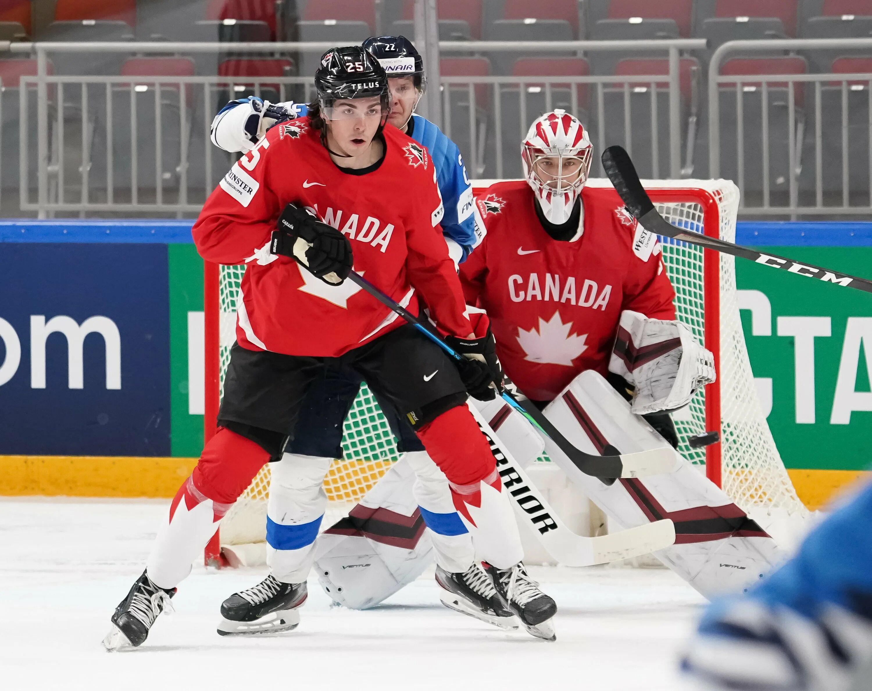 Сборная канады по хоккею с шайбой. Canada hockey team. Спортивная канада. Канада родина хоккея. Национальный вид спорта канады.